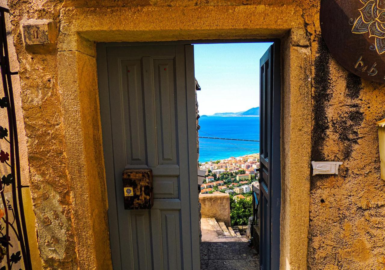 Blu Oltremare Bed and Breakfast Borgio Verezzi Buitenkant foto