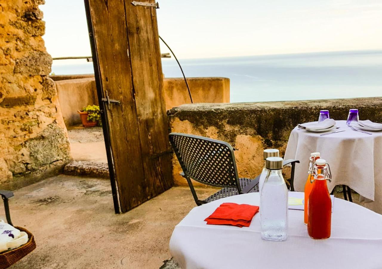 Blu Oltremare Bed and Breakfast Borgio Verezzi Buitenkant foto